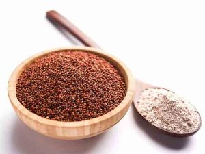 Face pack: ग्लोईंग स्किन हवीये तर नाचणी फेसपॅकचा करा वापर