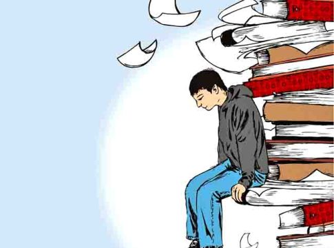 अभ्यासाचा अति ताण विद्यार्थ्यांसाठी जीवघेणा  ठरतोय का?