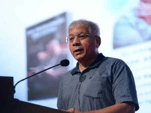 Prakash Ambedkar : काँग्रेसचा न्यायाशी संबंध नाही!