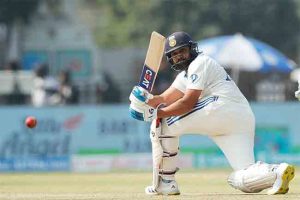Rohit Sharma: रोहित शर्माच्या निशाण्यावर वीरेंद्र सेहवागचा महारेकॉर्ड