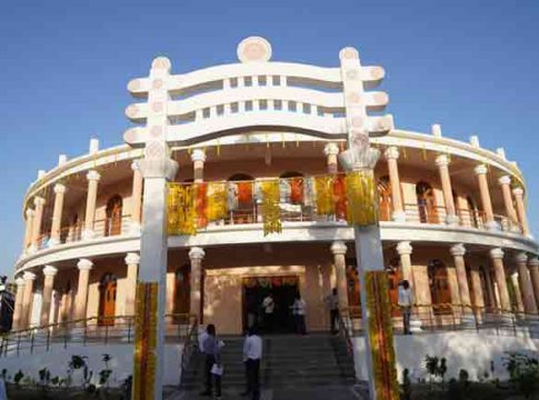 येवल्यात बौद्ध भिक्‍खु विपश्‍यना केंद्र लोकार्पण सोहळा संपन्न