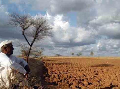 Maharashtra : शेतकऱ्यांची चिंता वाढवणारी बातमी, मान्सून कोकणात पोहोचला तरी...