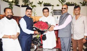 Raj Thackeray : महायुतीच्या १७ मे च्या सभेला राज ठाकरे उपस्थित रहाणार