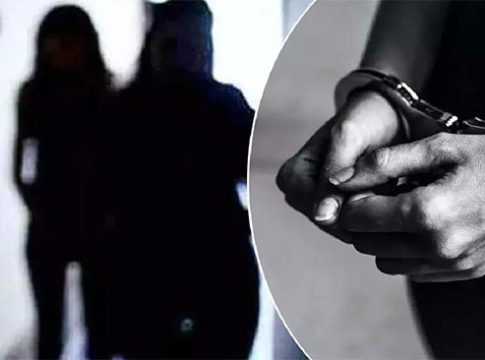 Illegal Work In Mall : धक्कादायक! स्पा सेंटरच्या नावाखाली केले 'असे' काही
