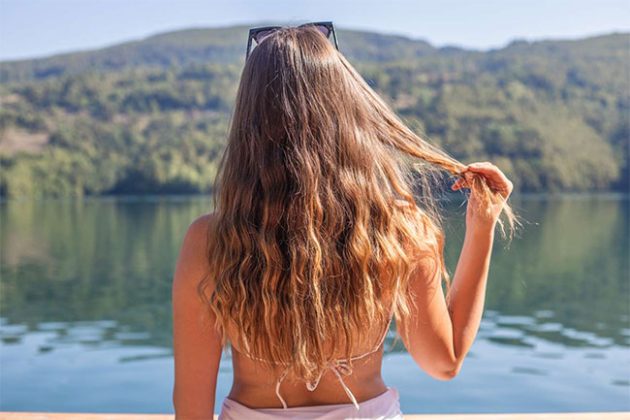 Hair Care : थंडीत 'या' चुकींमुळे गळतात केस