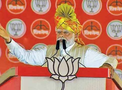 मोदींनी घेतलेले निर्णय मागे घेण्याची कुणात हिंमत आहे; पंतप्रधानांचा विरोधकांना सवाल