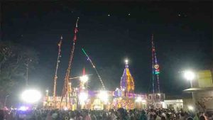 मुरुड तालुक्यात नाचवल्या जातात मानाच्या शासन काठ्या...
