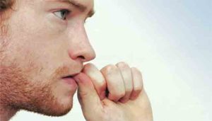 Health: तुम्हाला नखे खाण्याची सवय आहे का? तर आजच सोडा ही सवय नाहीतर...