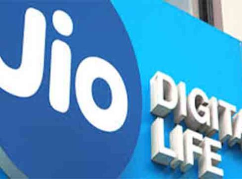 Reliance Jio: वर्षभर रिचार्जचे नो टेन्शन, हा आहे Jioचा वार्षिक प्लान