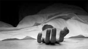 Suicide: पत्नीच्या छळाला कंटाळून पतीची आत्महत्या