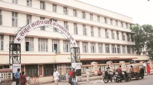 Pune car accident : पुणे अपघातातल्या मुलाला वाचवण्यासाठी ससून रुग्णालयात ब्लड सॅम्पलची अदलाबदल!