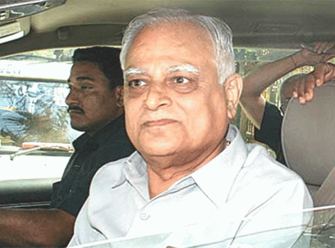 Suresh Jain : ठाकरे गटाला दिलेल्या राजीनाम्यानंतर सुरेश जैन यांचा महायुतीला पाठिंबा!