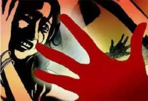 अल्पवयीन मुलीवर सामूहिक बलात्कार, अॅसिड फेकून ॐ टॅटू नष्ट केला आणि जबरदस्तीने गोमांस खाऊ घातले