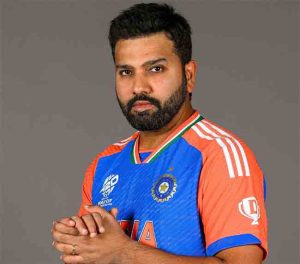 Rohit Sharma: इंग्लंडविरुद्ध शतक ठोकत रोहित शर्माने रचला इतिहास, असे कऱणारा पहिला भारतीय कर्णधार