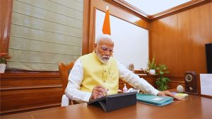 PM Narendra Modi : पंतप्रधान म्हणून तिसर्‍या कार्यकाळात नरेंद्र मोदींची पहिली सही शेतकर्‍यांसाठी!
