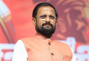 Naresh Mhaske : नरेश म्हस्के मागच्या दरवाजाने राज ठाकरेंच्या शिवतीर्थावर दाखल!