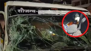 Nashik Accident : नाशिकमध्ये रुग्णवाहिकेची तीन गाड्यांना धडक!