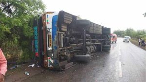 Accident : बुलढाण्यात भरधाव खासगी बसचा भीषण अपघात!