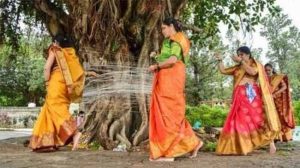 Vat Purnima 2024 : वटपौर्णिमेला 'या' मुहूर्तावर पूजा करा अन्यथा पुढच्या जन्मी मिळेल भलताच नवरा!
