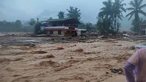 Wayanad landslide : केरळच्या वायनाडमध्ये पावसाचे थैमान! भूस्खलनामुळे १९ जणांचा मृत्यू