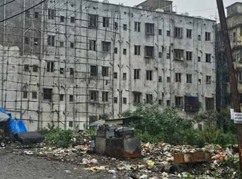 अनधिकृत इमारतींची संख्या ही ११० ने वाढली