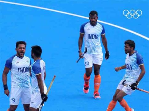 IND vs PAK: भारतीय हॉकी संघाने पाकिस्तानला चारली धूळ, कर्णधार हरमनप्रीत सिंहचा जलवा