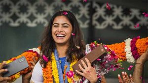 Manu Bhaker : मनू भाकर भारतात दाखल; चाहत्यांकडून जंगी स्वागत!