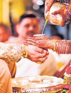 'आमदार झालो तर लग्न लावून देईन', पाहा कोणी दिलंय हे आश्वासन