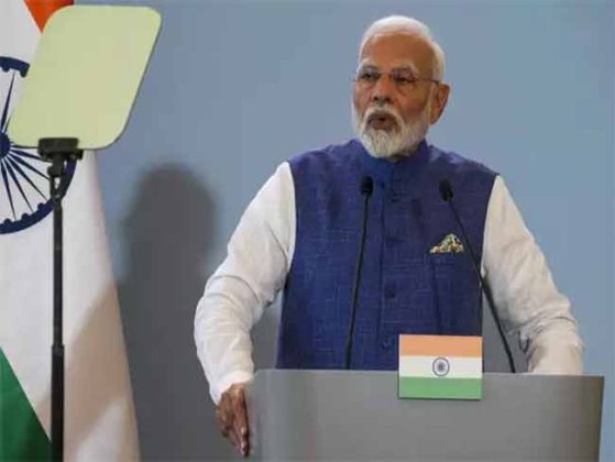 PM Narendra Modi : पंतप्रधान नरेंद्र मोदींना किती पगार मिळतो? घ्या जाणून