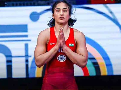 Paris Olympic 2024: भारतासाठी आनंदाची बातमी, विनेश फोगट कुस्तीमध्ये अंतिम फेरीत, रचला इतिहास