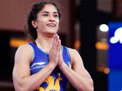 Vinesh Phogat : बॉक्सर विनेश फोगाट विरोधातील डब्ल्यूएफआयची याचिका सर्वोच्च न्यायालयाने फेटाळली