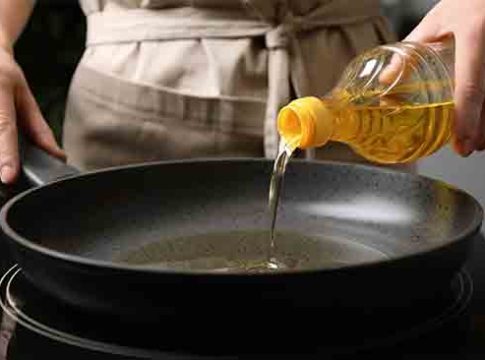 Vastu Tips: 'या' वस्तू कधीही मोफत घेऊ नका, अन्यथा होईल मोठे आर्थिक नुकसान!