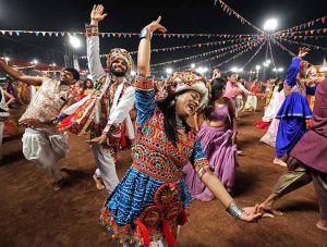 VHP - गरबा कार्यक्रमात फक्त हिंदूंना प्रवेश द्या