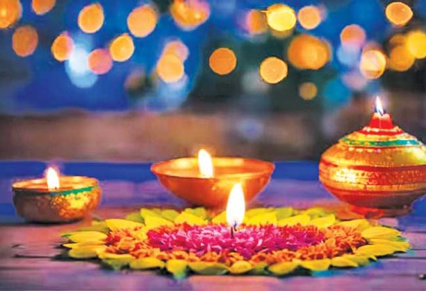 दिवाळीत दुःखी राहायचं की सुखी तुम्हीच ठरवा...