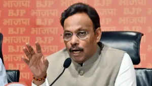 Vinod Tawde : पैसेवाटप नौटंकीचा विनोद तावडेंना झाला फायदा; फासे फिरले!