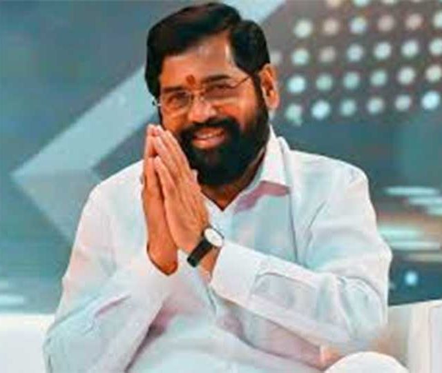 Eknath Shinde: एकनाथ शिंदे यांचे मध्यरात्री शिवसैनिकांना भावनिक आवाहन