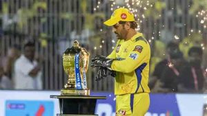 Ms Dhoni : ऋतुराज गायकवाडला दुखापत, धोनी पुन्हा सीएसकेचा कर्णधार
