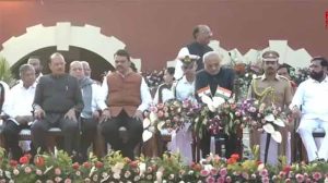 Maharashtra Cabinet Expansion : मी शपथ घेतो की.... मंत्रिमंडळाच्या शपथविधीला सुरूवात