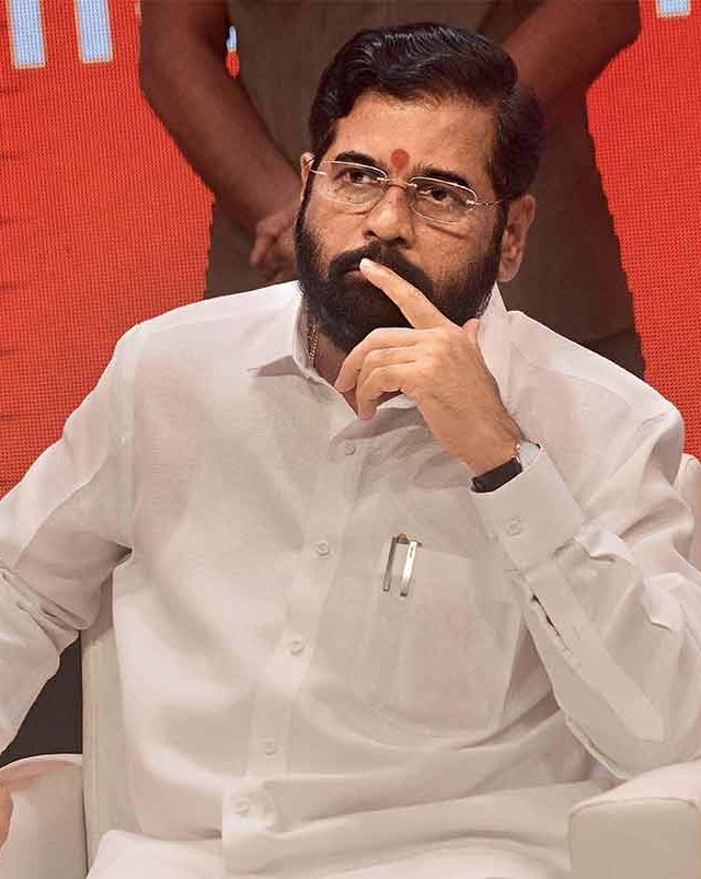 मराठी भाषिकांबाबत कर्नाटक सरकारच्या भूमिकेचा उपमुख्यमंत्री एकनाथ शिंदेंकडून निषेध व्यक्त