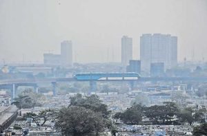 Mumbai Pollution : प्रदूषणाच्या विळख्यात अडकली मुंबईची हवा