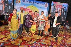Nandesh Umap : गायक नंदेश उमप यांच्या सुरांवर थिरकले कोळी बांधव