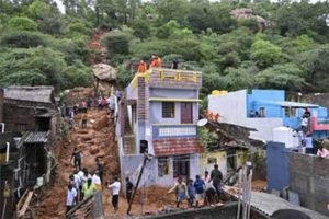 ४० टन वजनाच्या दगडाने घेतला ७ जणांचा बळी; तामिळनाडूत फेंगल चक्रीवादळाचा हाहाकार