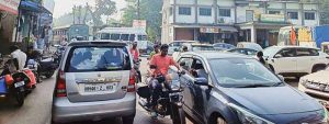 मंजुरी मिळून १४ वर्षे झाली तरीही रस्ता कागदावरच; पालीत वाहतूक कोंडीचे विघ्न कायम