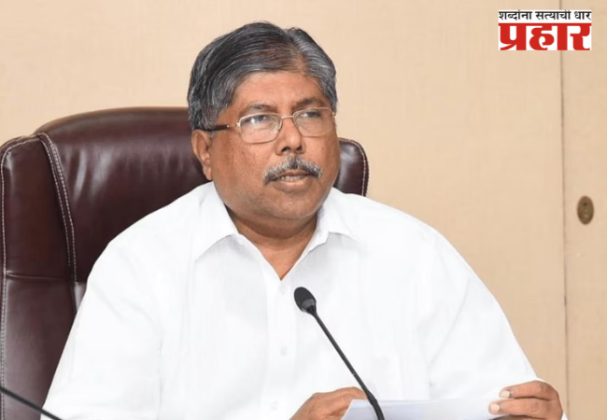 Chandrakant Patil : पदे बोगस, पदव्याही बोगस; वांद्रेतील 'हिरे' महाविद्यालयात १३२ विद्यार्थ्यांना गंडा, मंत्री चंद्रकांत पाटलांचे फौजदारी कारवाईचे आदेश