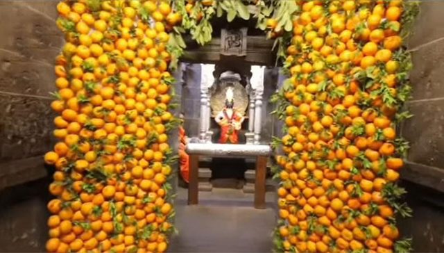 दहा दिवसात चार लाख भाविकांनी घेतलं पंढरपुरातील विठ्ठलाचं दर्शन