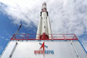 ISRO : भारताची ऐतिहासिक कामगिरी! इस्त्रोने अंतराळात केले २ उपग्रहांचे डॉकिंग