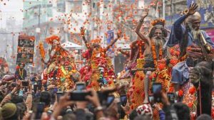Mahakumbh : १४४ वर्षांनी मिळालेय भाग्य! कोण घेणार लाभ?