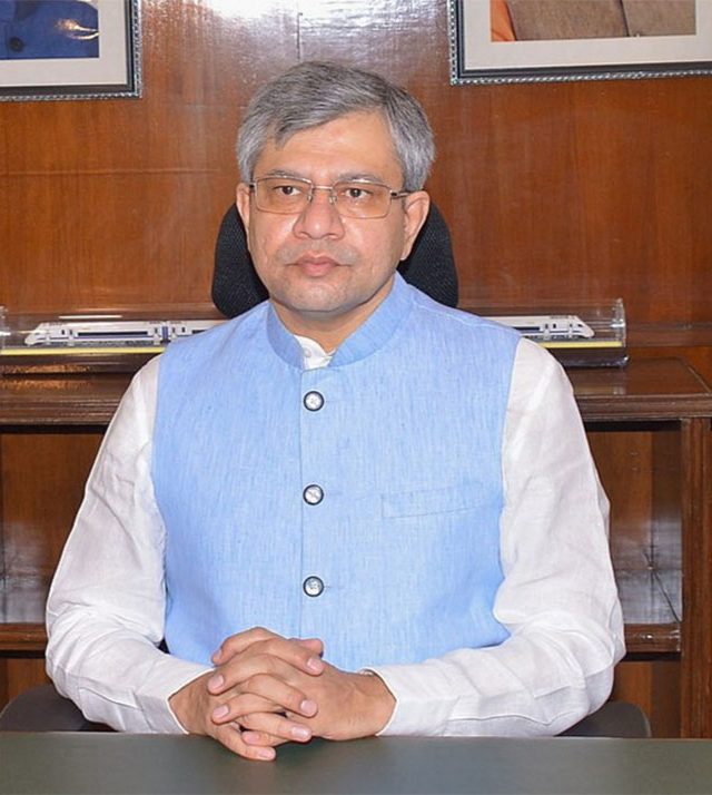 Railway Article : रेल्वेच्या प्रकल्पांना वैष्णवांचा बुस्टर डोस