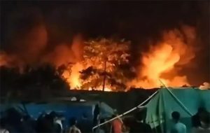 Mumbai Breaking : गोरेगाव फिल्मसिटी जवळ असलेल्या झोपड्यांना भीषण आग!