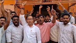 पीओपीच्या गणेश मूर्तींवरील बंदी विरोधात महाराष्ट्रातील मूर्तिकार पेणमध्ये एकवटले, पेण मध्ये बैठक